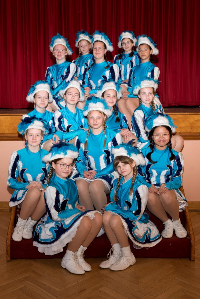 Tanzgruppe "Kichererbsen" (im Regelschul-/Gymnasialalter)